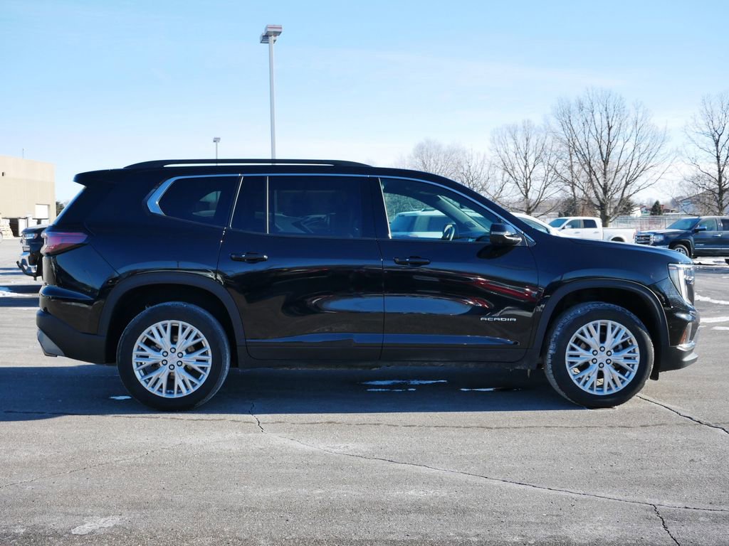 Used 2024 GMC Acadia Elevation image 8
