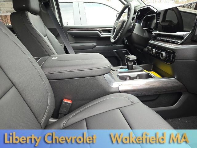 New 2026 Chevrolet Silverado 1500 LTZ w/ LPO, Dark Essentials Package AWD/4WD image 9
