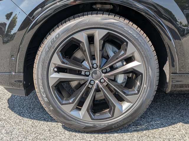 New 2026 Audi Q7 3.0T Prestige AWD/4WD image 10