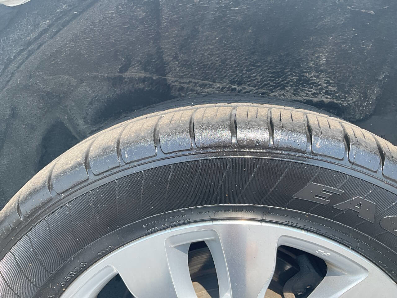 Used 2013 Toyota Sequoia Platinum image 40