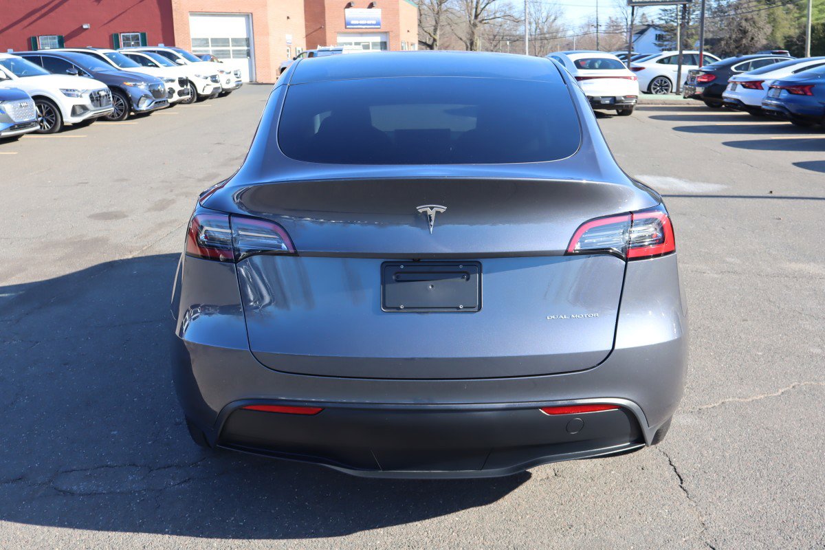 Used 2023 Tesla Model Y Long Range image 6