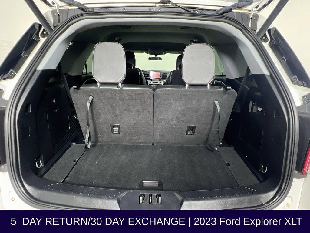 Certified 2023 Ford Explorer XLT w/ Equipment Group 202A AWD/4WD image 31