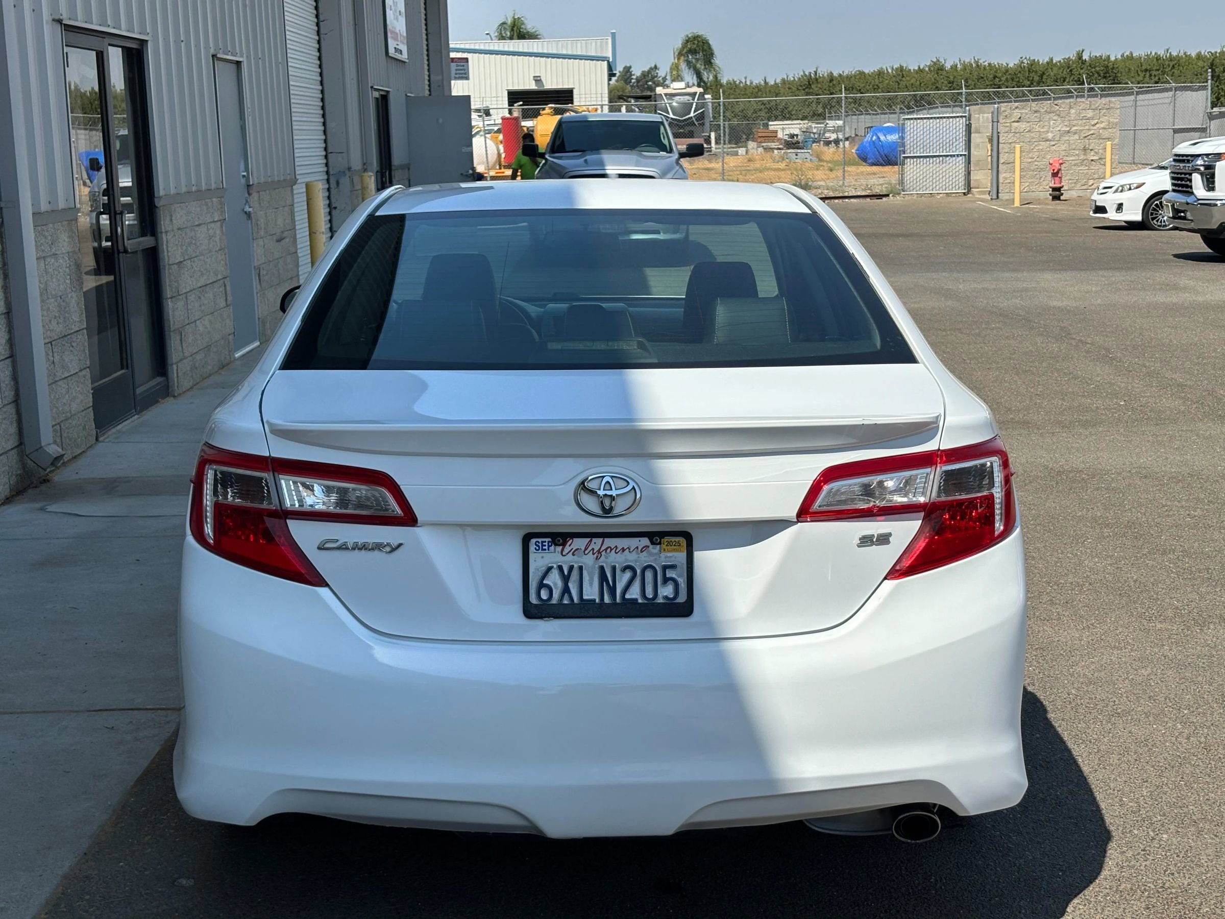 Used 2012 Toyota Camry SE image 4