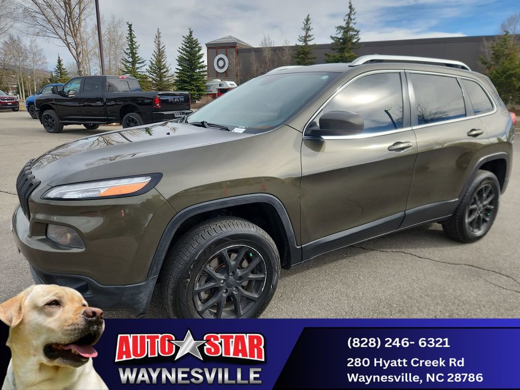 Used 2015 Jeep Cherokee Latitude w/ Comfort/Convenience Group
