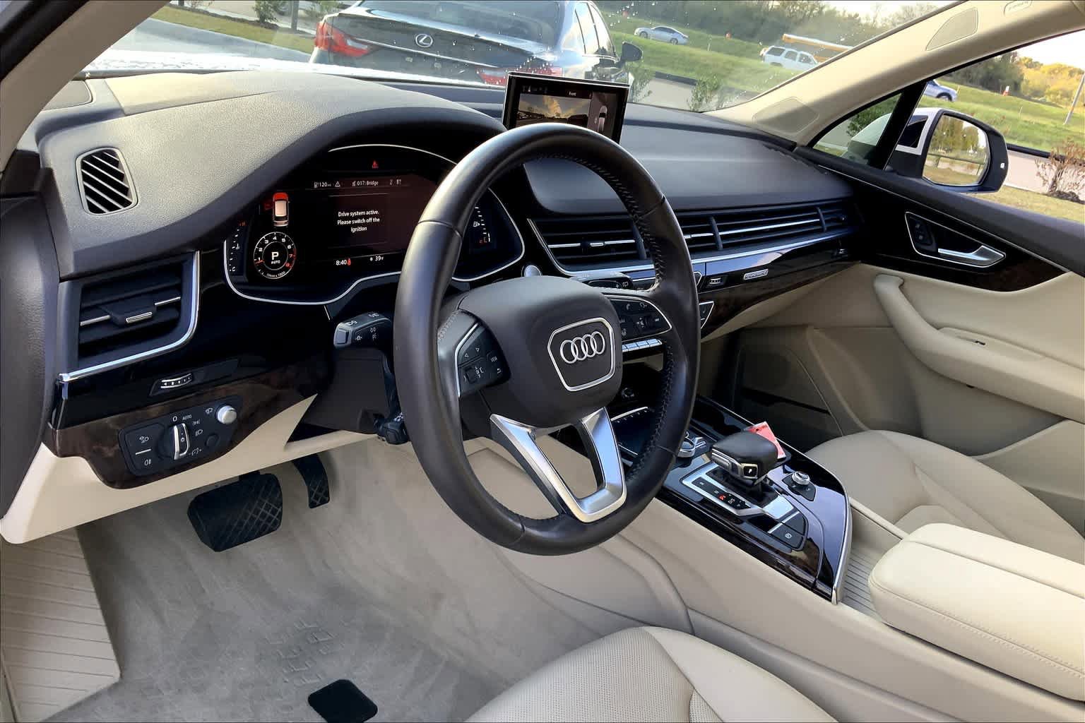 Used 2019 Audi Q7 3.0T Prestige w/ Prestige Package AWD/4WD image 16