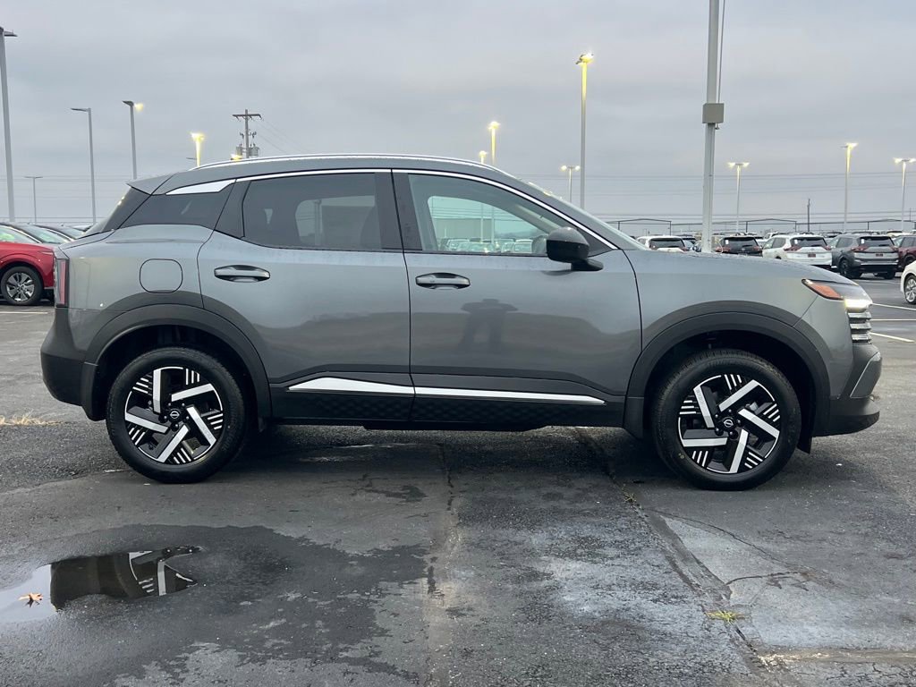New 2026 Nissan Kicks SV w/ SV Premium Package image 3