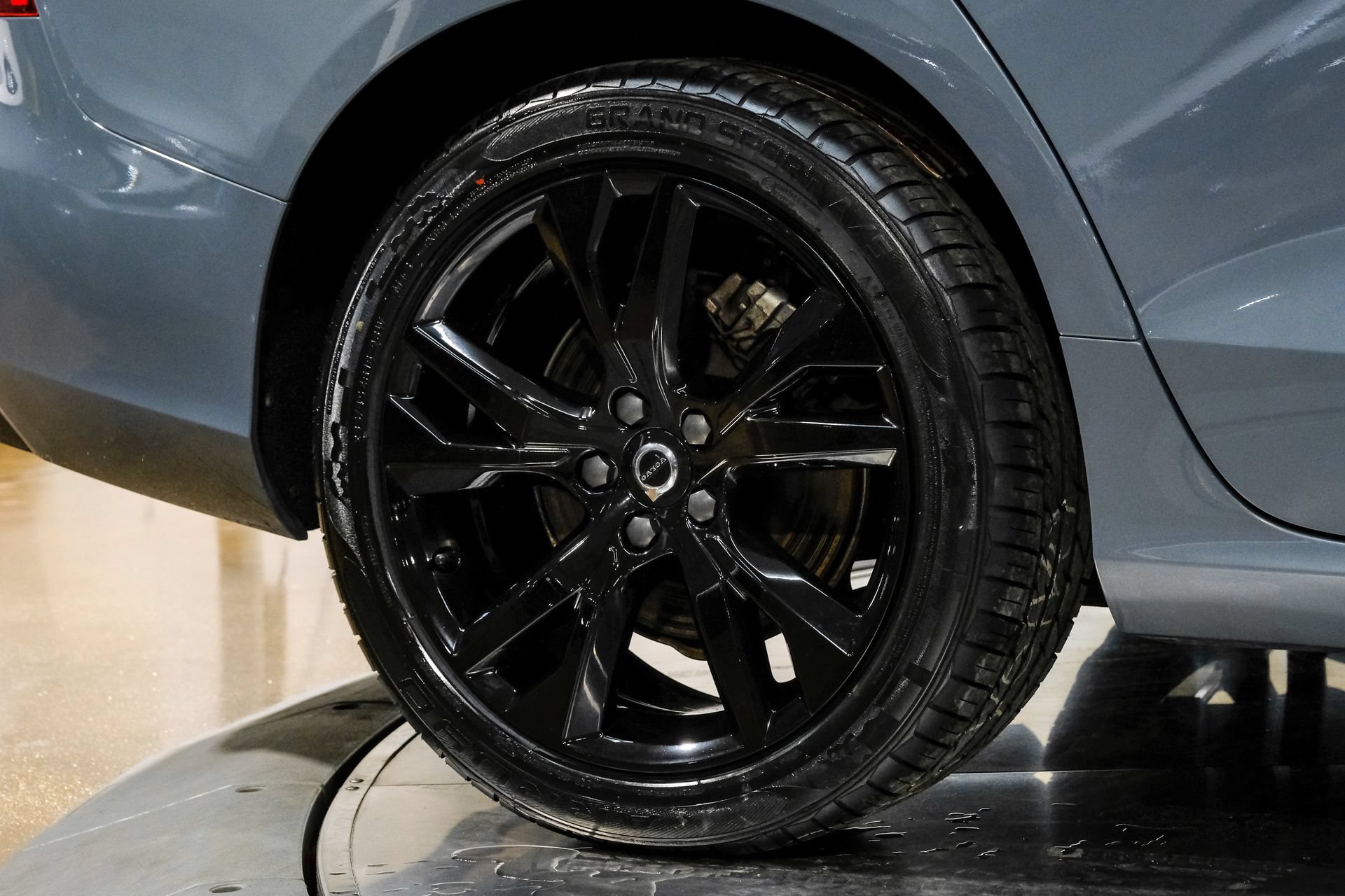 Used 2024 Volvo S60 B5 Core FWD image 56