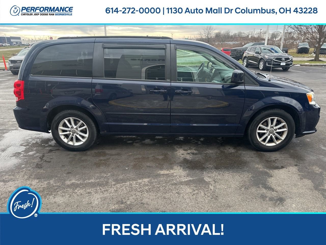 Used 2014 Dodge Grand Caravan SXT image 3