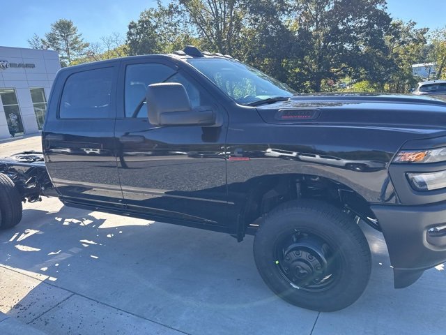 New 2026 RAM 3500 Tradesman image 2