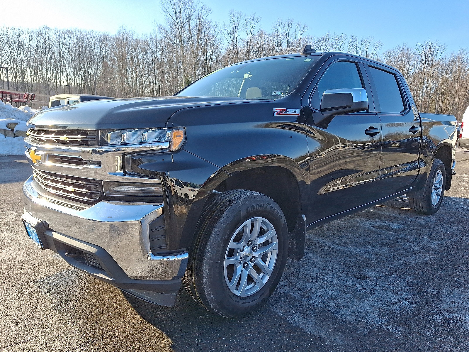 Used 2019 Chevrolet Silverado 1500 LT w/ All-Star Edition image 3