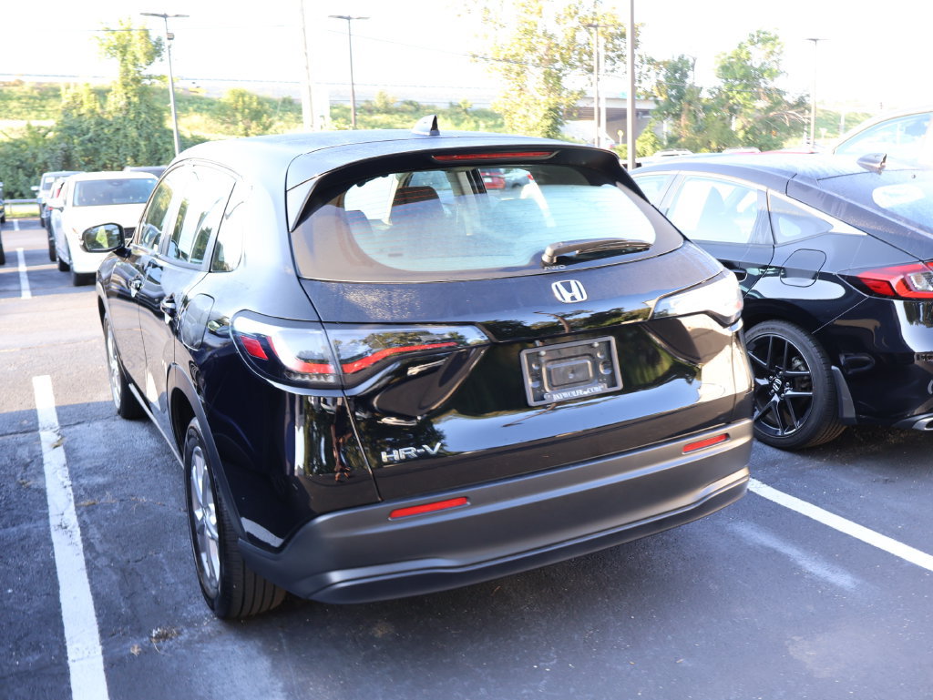 Certified 2024 Honda HR-V LX image 5