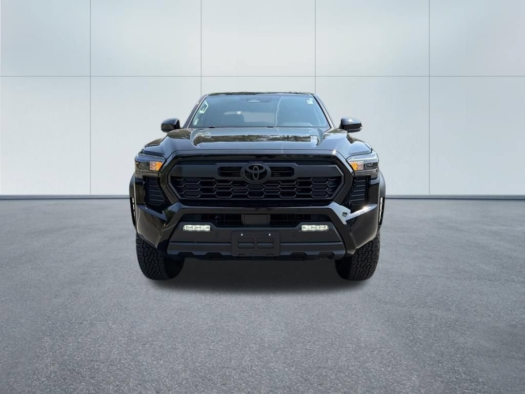 Used 2024 Toyota Tacoma TRD Off-Road w/ TRD Off Road Upgrade Package AWD/4WD image 3