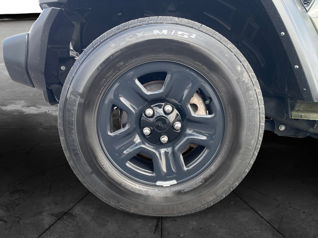 Used 2022 Jeep Wrangler Unlimited Sport image 14