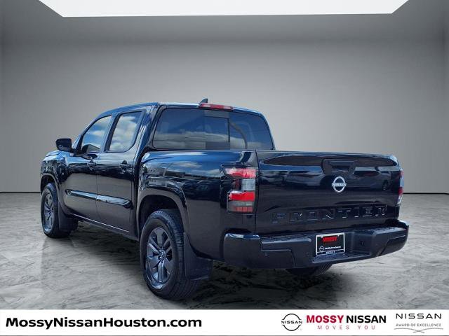 Certified 2025 Nissan Frontier SV image 2