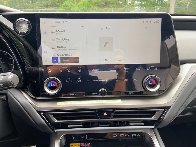 New 2026 Lexus TX 500h AWD w/ Technology Package image 17