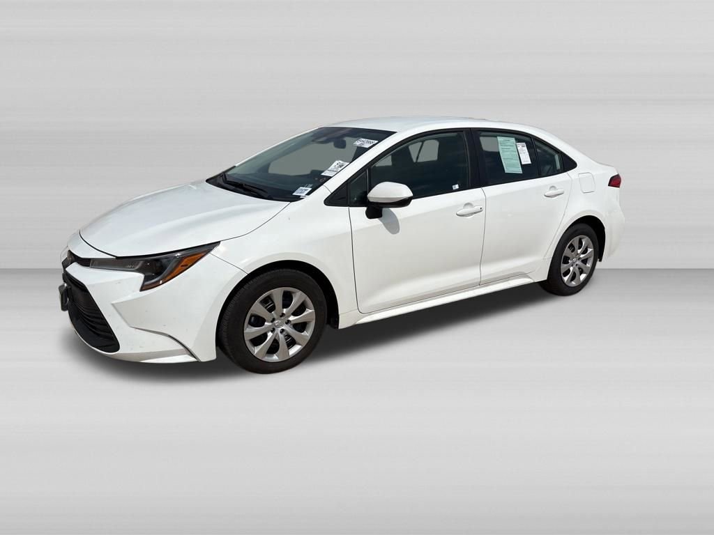 Used 2026 Toyota Corolla LE FWD image 10