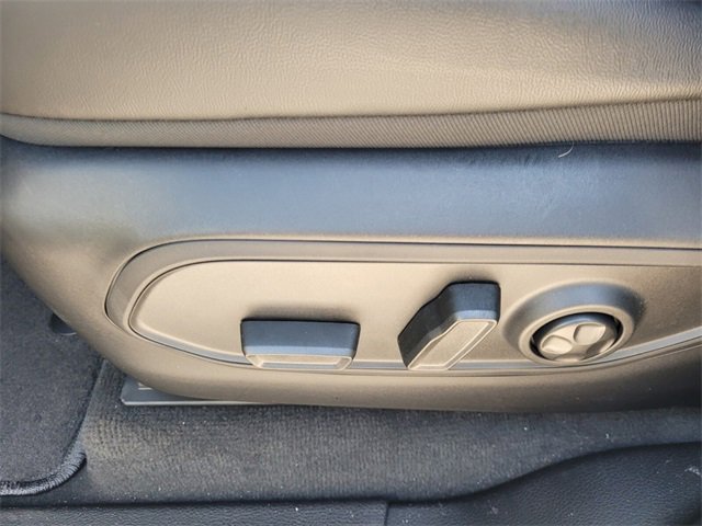 New 2025 Jeep Grand Cherokee Altitude image 5