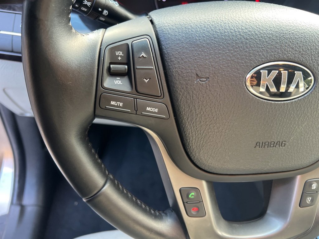 Used 2015 Kia Sorento LX image 14