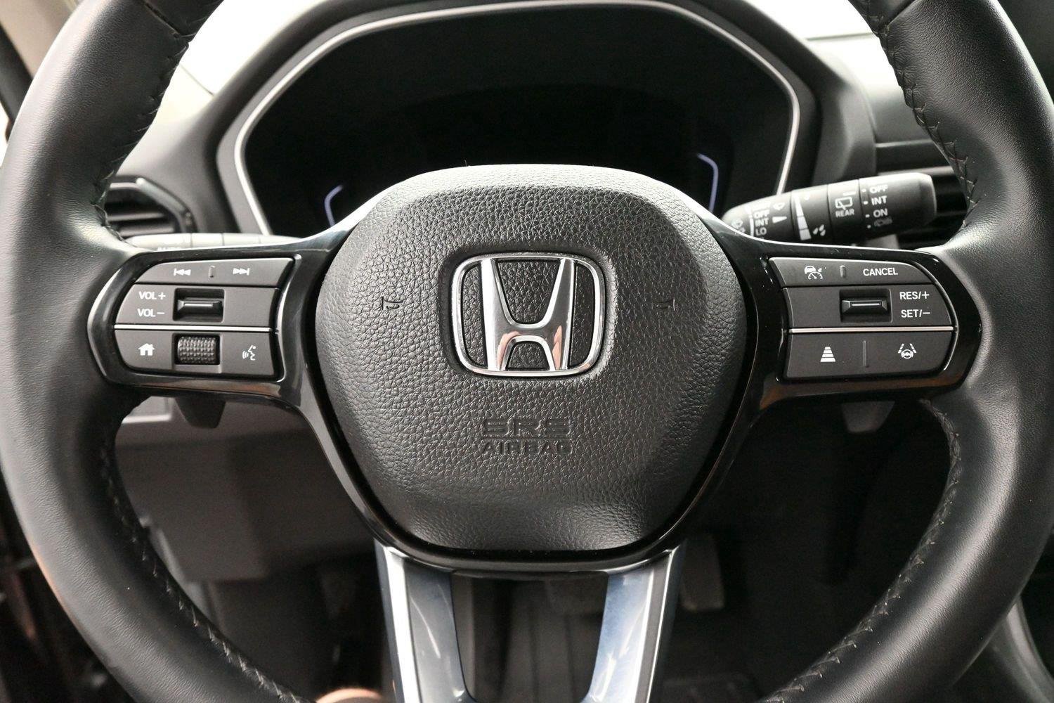 Used 2024 Honda Pilot Touring image 18