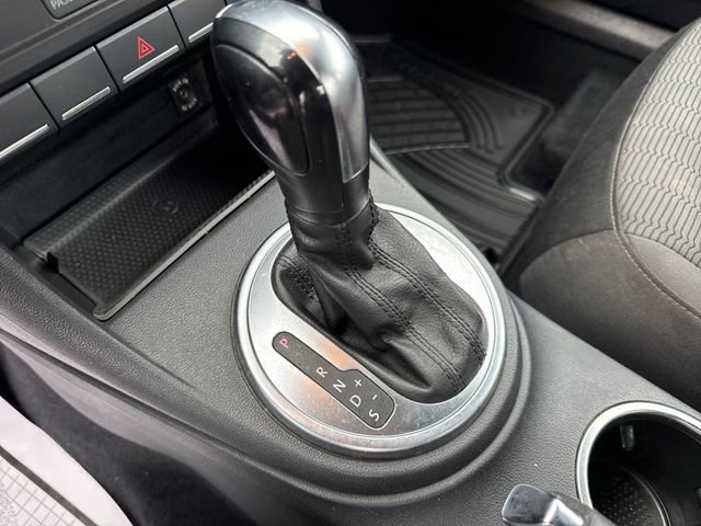 Used 2014 Volkswagen Beetle 1.8T FWD image 21