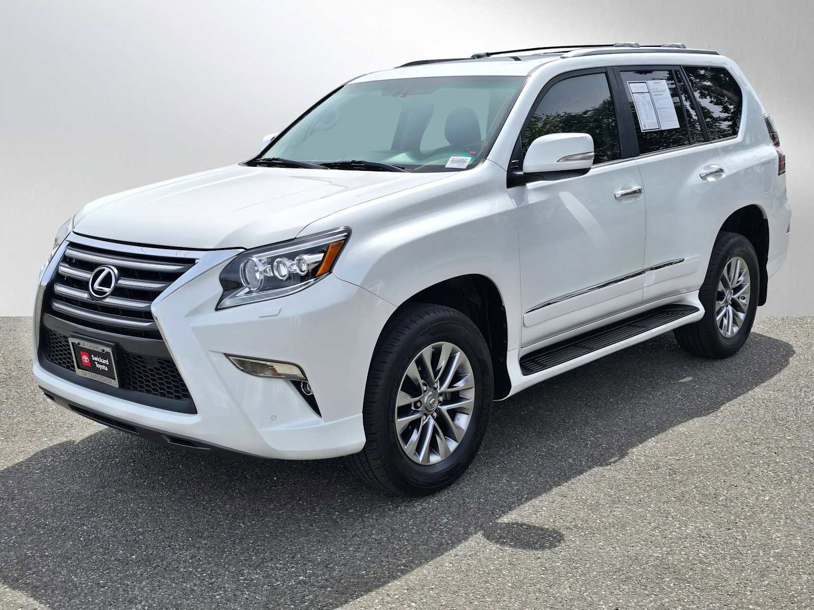 Used 2015 Lexus GX 460 w/ Premium Package AWD/4WD image 7