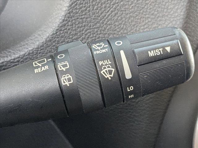 Used 2016 Jeep Wrangler Sahara w/ Connectivity Group image 14