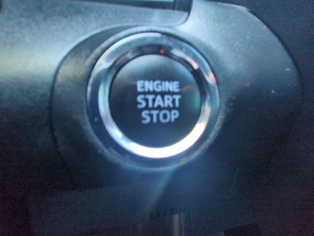 Used 2020 Toyota Avalon Touring FWD image 17