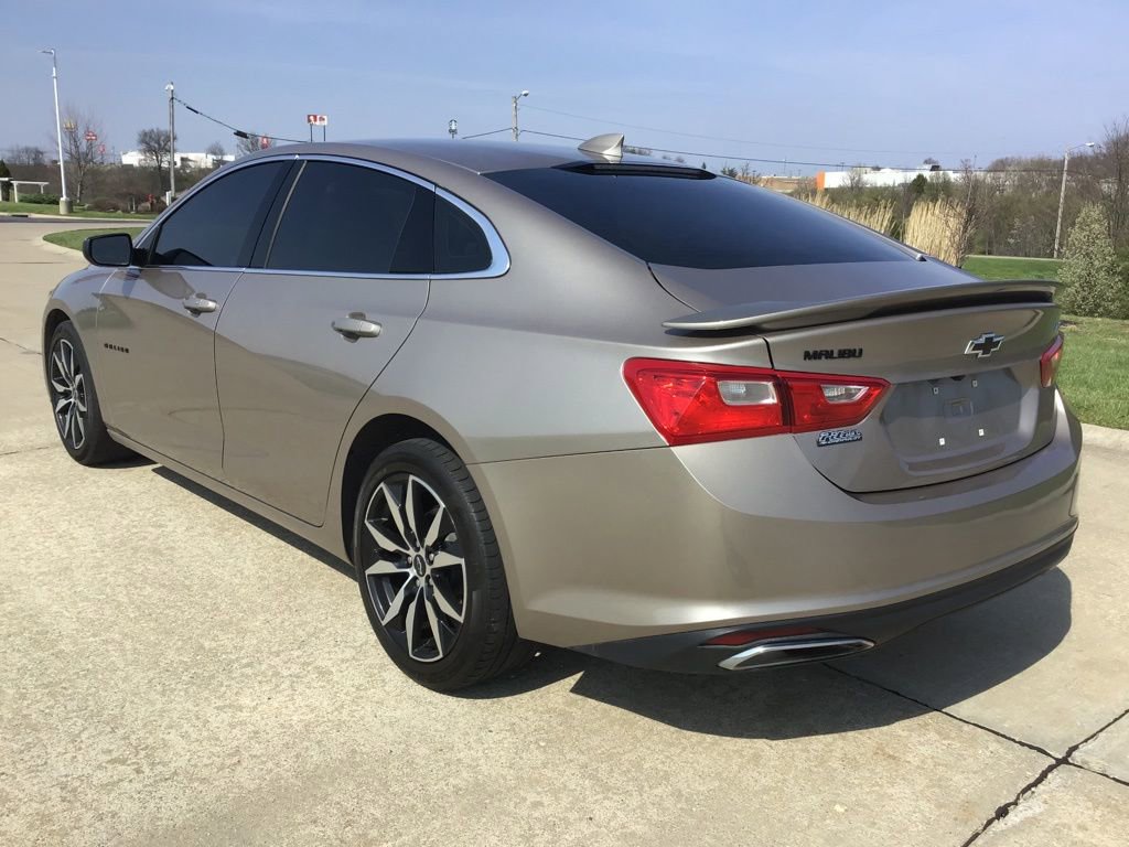 Used 2022 Chevrolet Malibu RS image 4