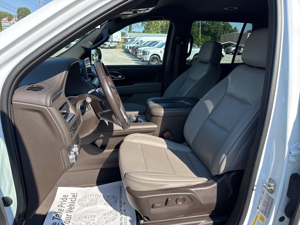 Used 2023 GMC Yukon SLT image 8