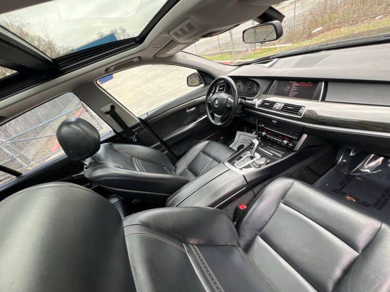 Used 2016 BMW 535i Gran Turismo image 16