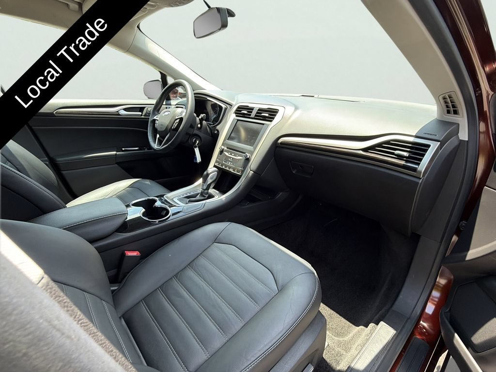 Used 2015 Ford Fusion SE w/ Equipment Group 202A FWD image 18