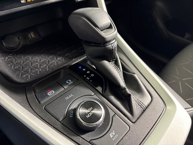 Used 2023 Toyota RAV4 XLE w/ Convenience Package image 34