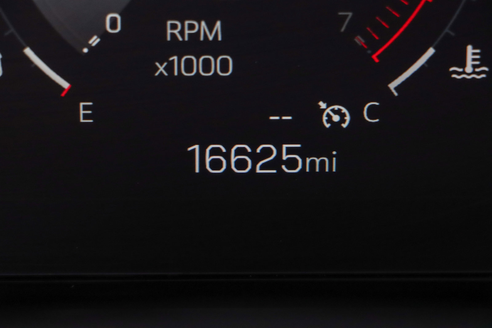 Used 2025 GMC Yukon XL Elevation w/ Elevation Premium Package image 17