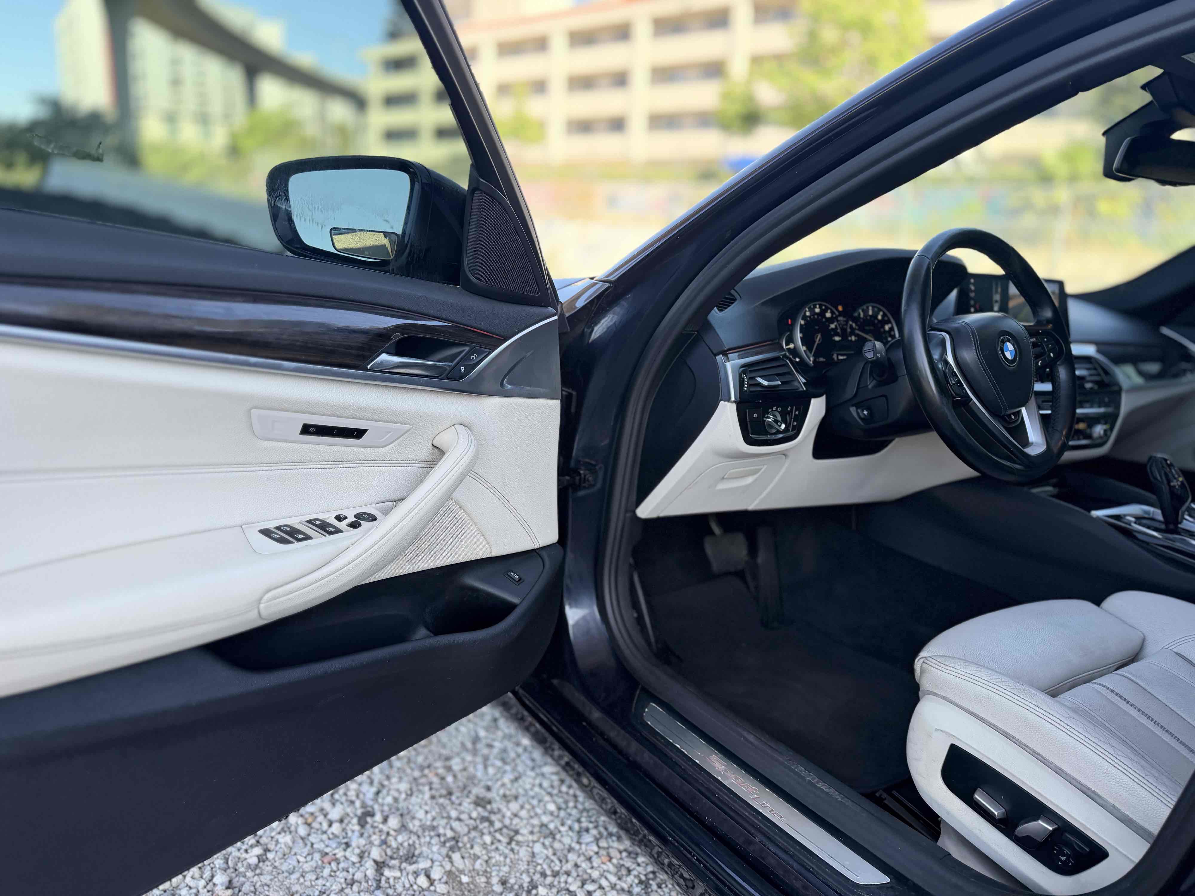 Used 2017 BMW 540i xDrive AWD/4WD image 17
