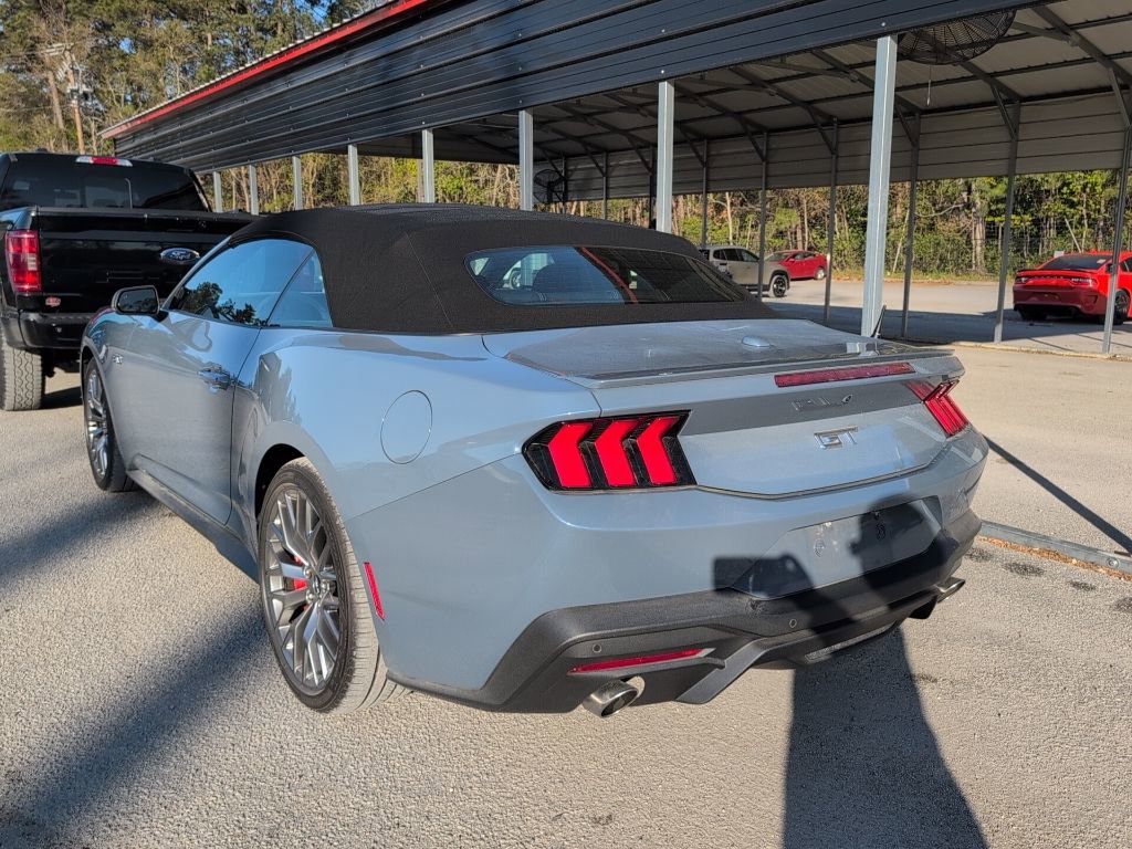 Used 2024 Ford Mustang GT Premium image 5