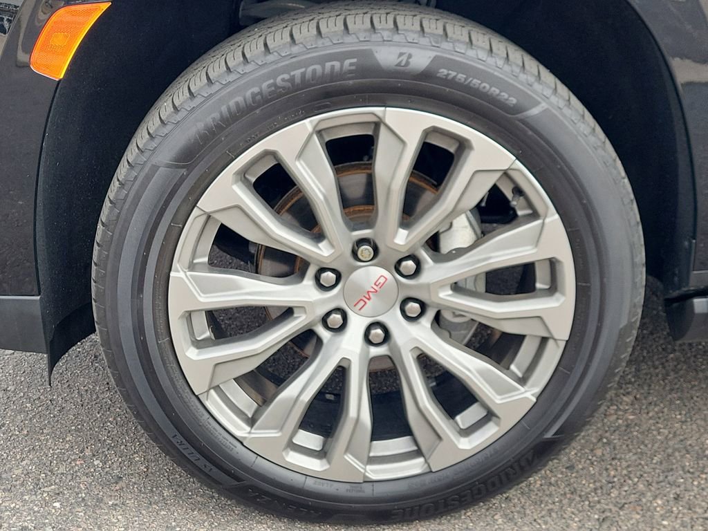 Used 2021 GMC Yukon Denali w/ Denali Premium Package image 17