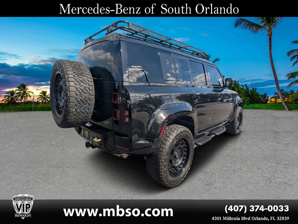 Used 2023 Land Rover Defender 110 X-Dynamic SE image 15