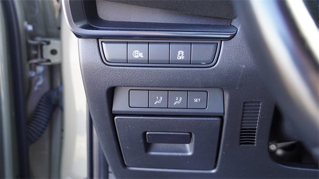 Used 2024 MAZDA MAZDA3 s image 24