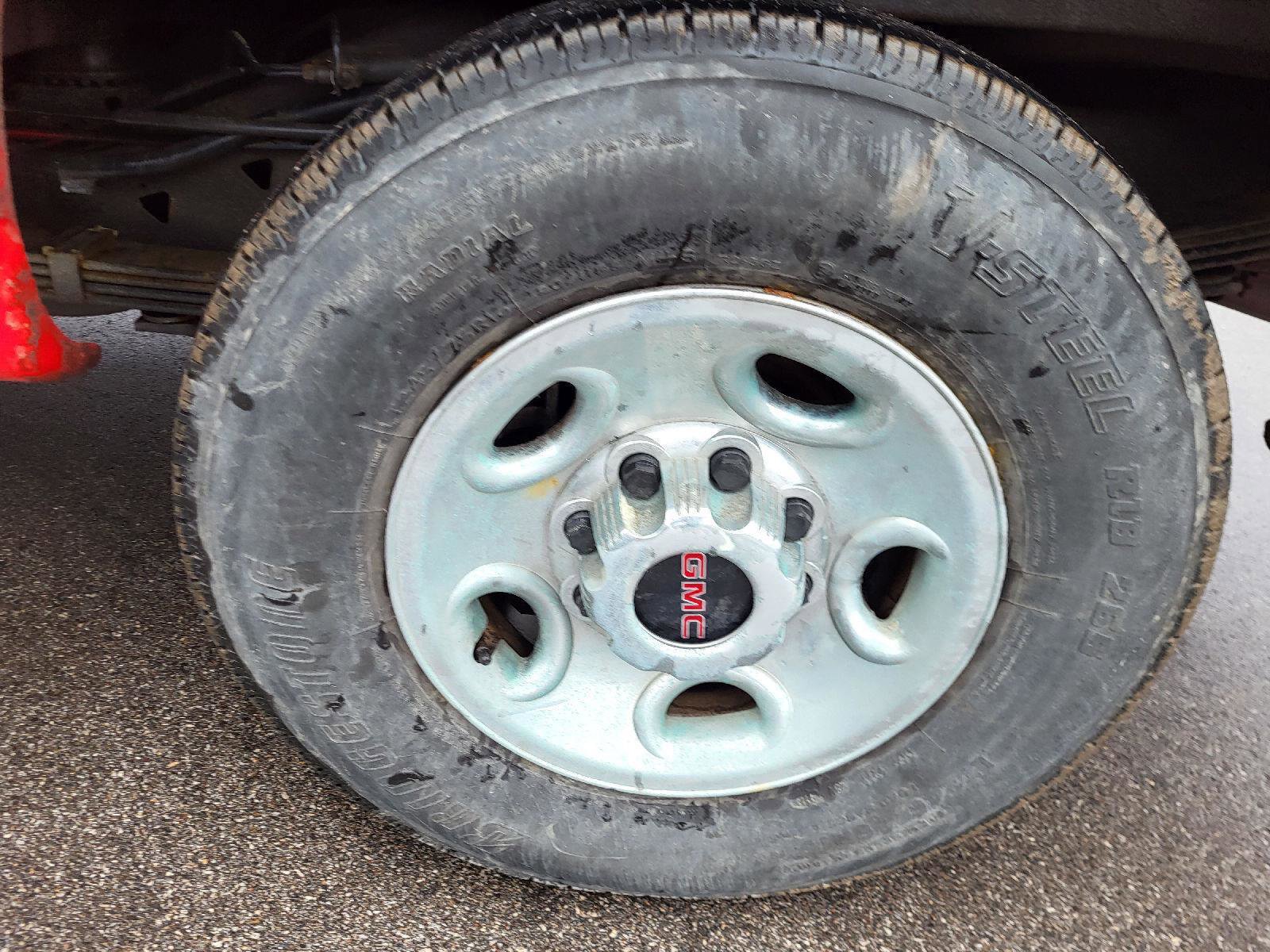 Used 2023 GMC Savana 3500 3500 w/ Driver Convenience Package image 14