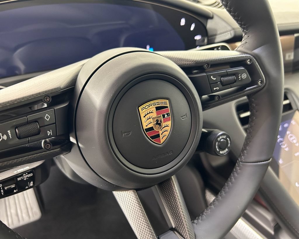 New 2026 Porsche Taycan GTS AWD/4WD image 18