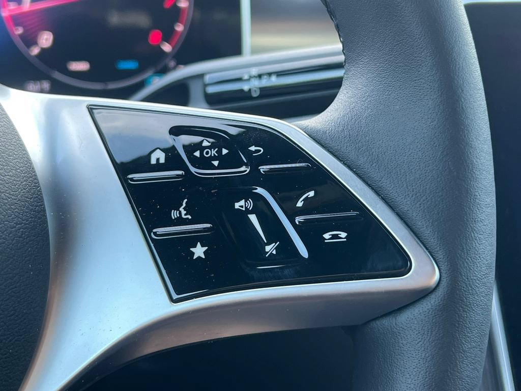 New 2025 Mercedes-Benz C 300 4MATIC Sedan image 18