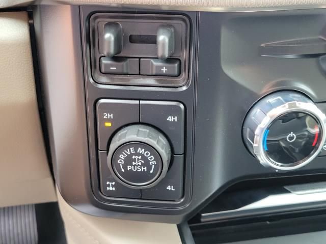 New 2026 Ford F350 4x4 Crew Cab Super Duty image 35