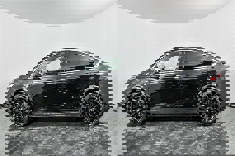 Used 2020 Tesla Model X image 7