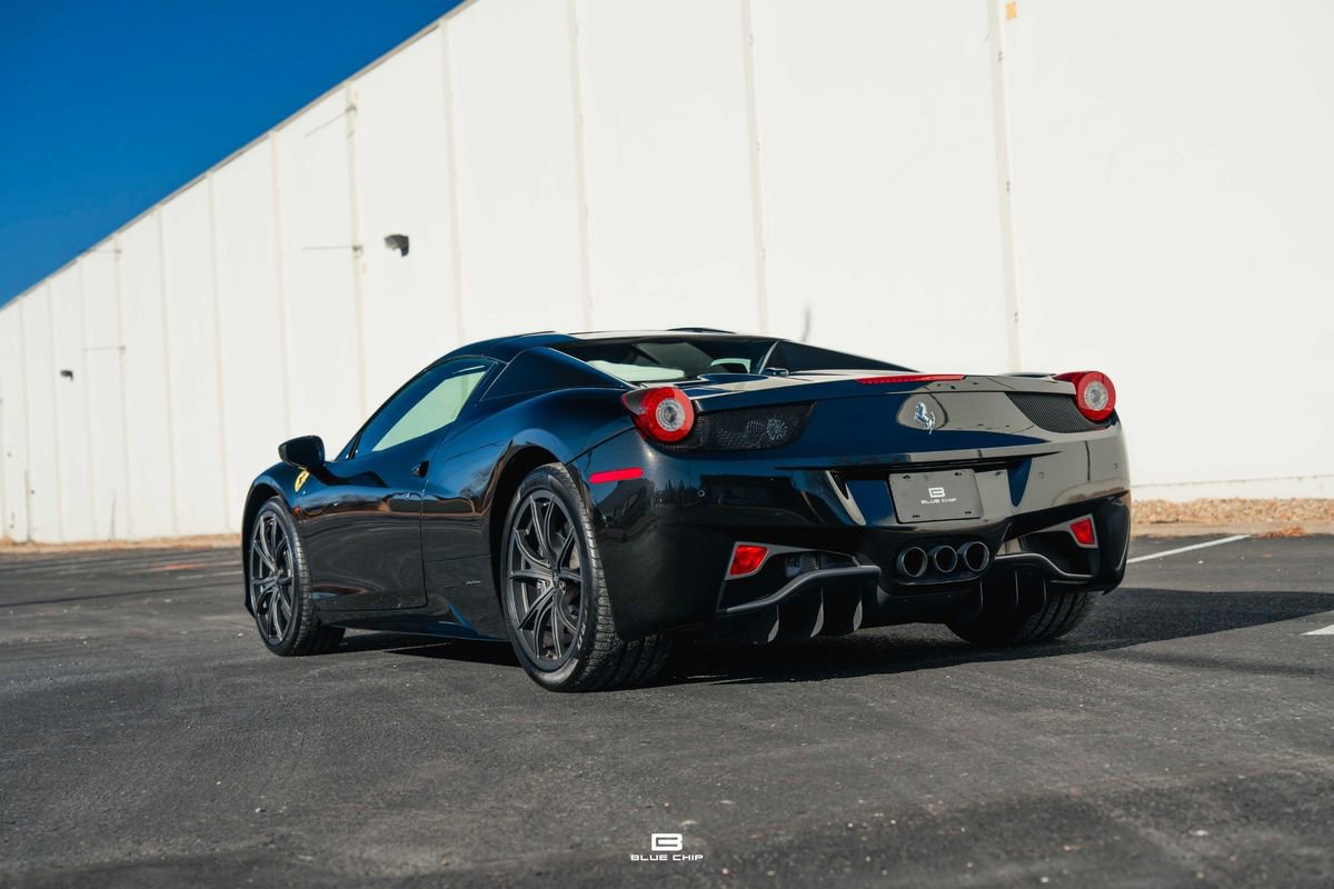 Used 2014 Ferrari 458 Spider image 5