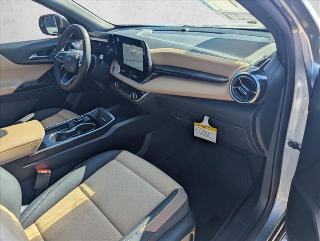 New 2026 Chevrolet Equinox ACTIV w/ Convenience Package III FWD image 19