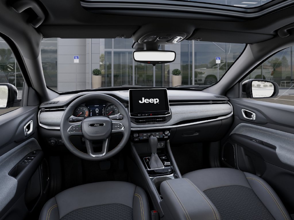 New 2026 Jeep Compass Latitude AWD/4WD image 14