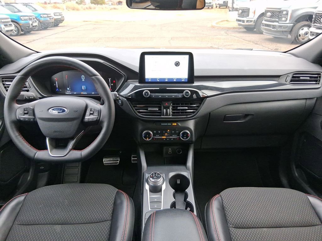 Used 2024 Ford Escape ST-Line image 12