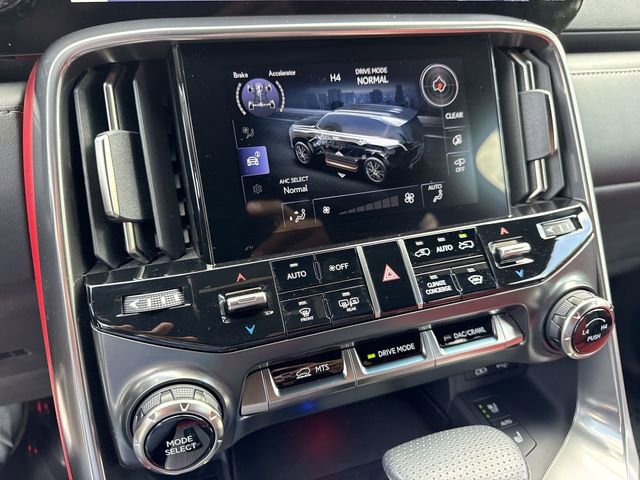 Used 2023 Lexus LX 600 F Sport w/ Accessory Package (Z1) image 19