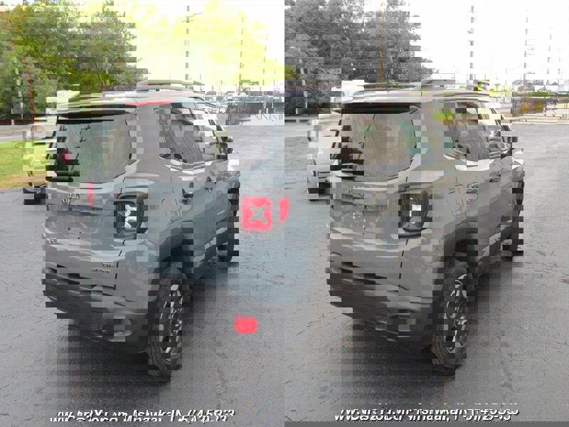 Used 2017 Jeep Renegade Sport w/ Power & Air Group image 6