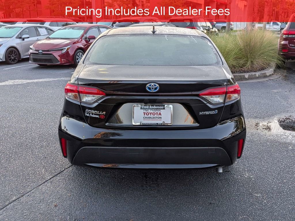 Certified 2021 Toyota Corolla LE FWD image 6